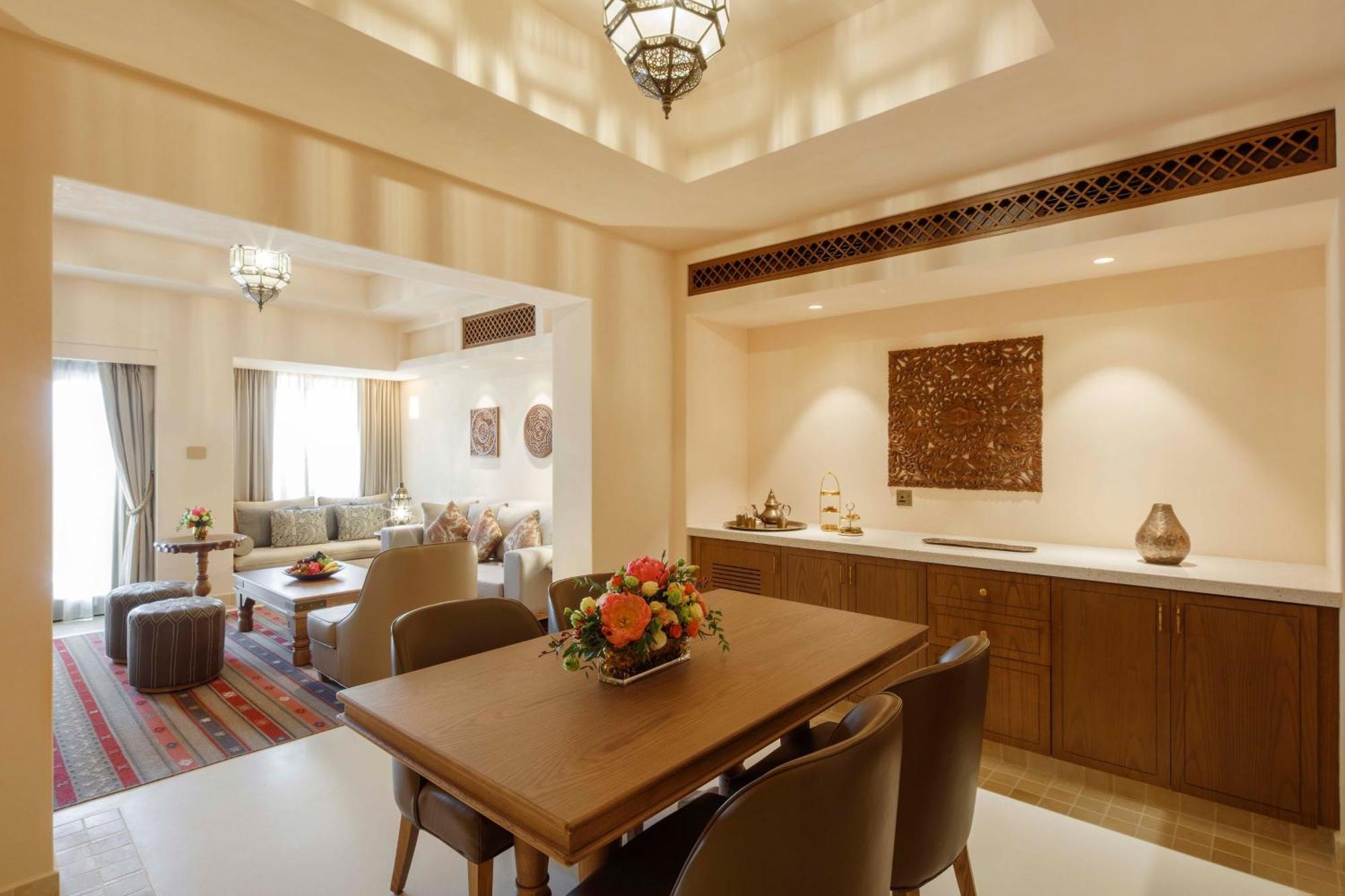 Resort Al Wathba, A Luxury Collection Desert & Spa,