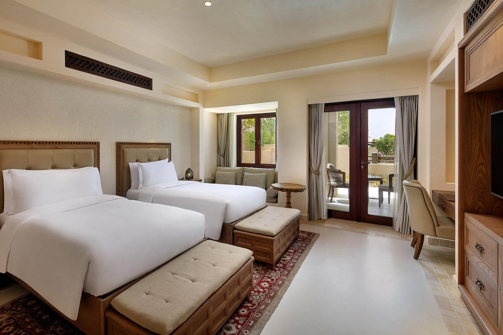 Al Wathba, A Luxury Collection Desert & Spa, Resort