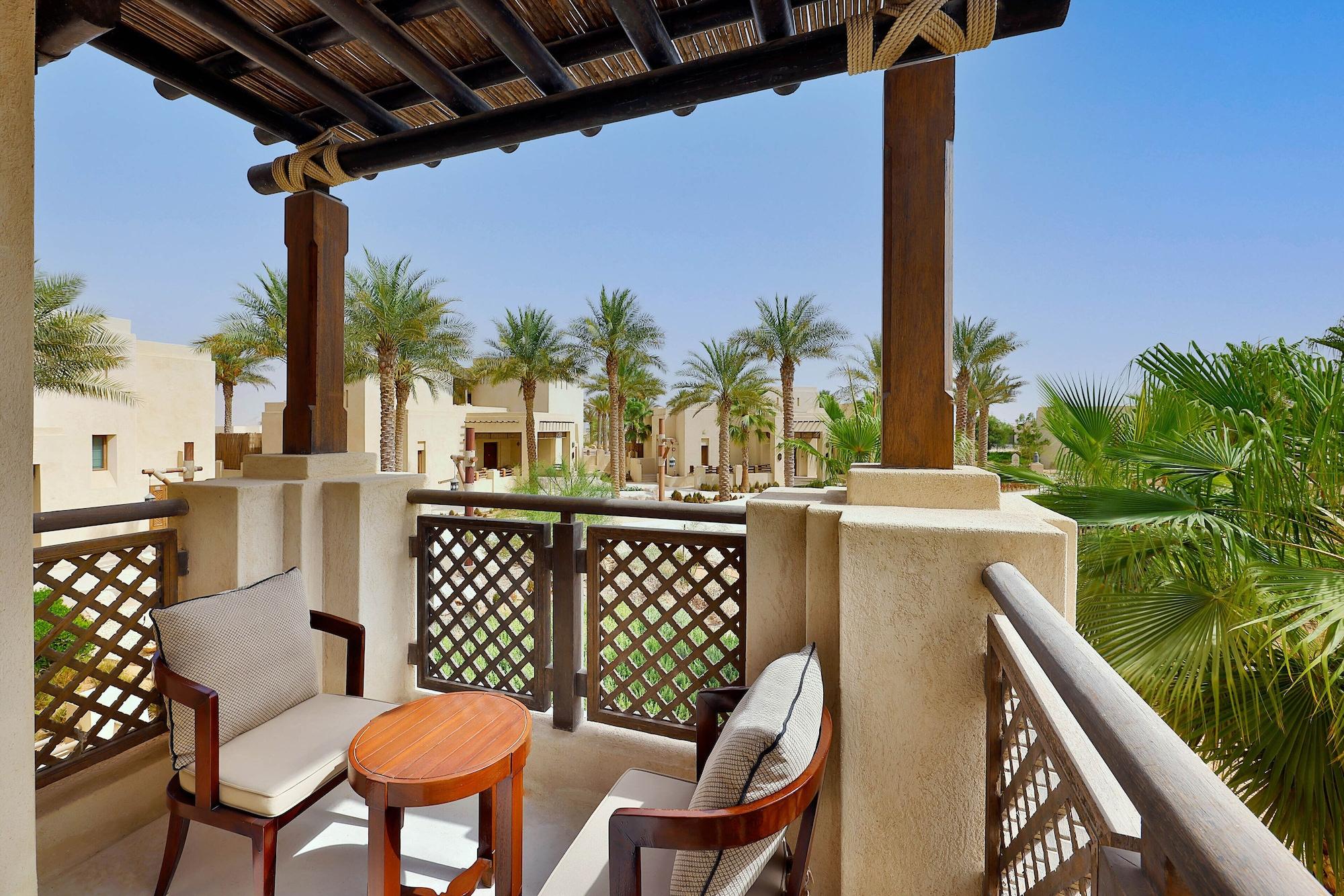 Resort Al Wathba, A Luxury Collection Desert & Spa,