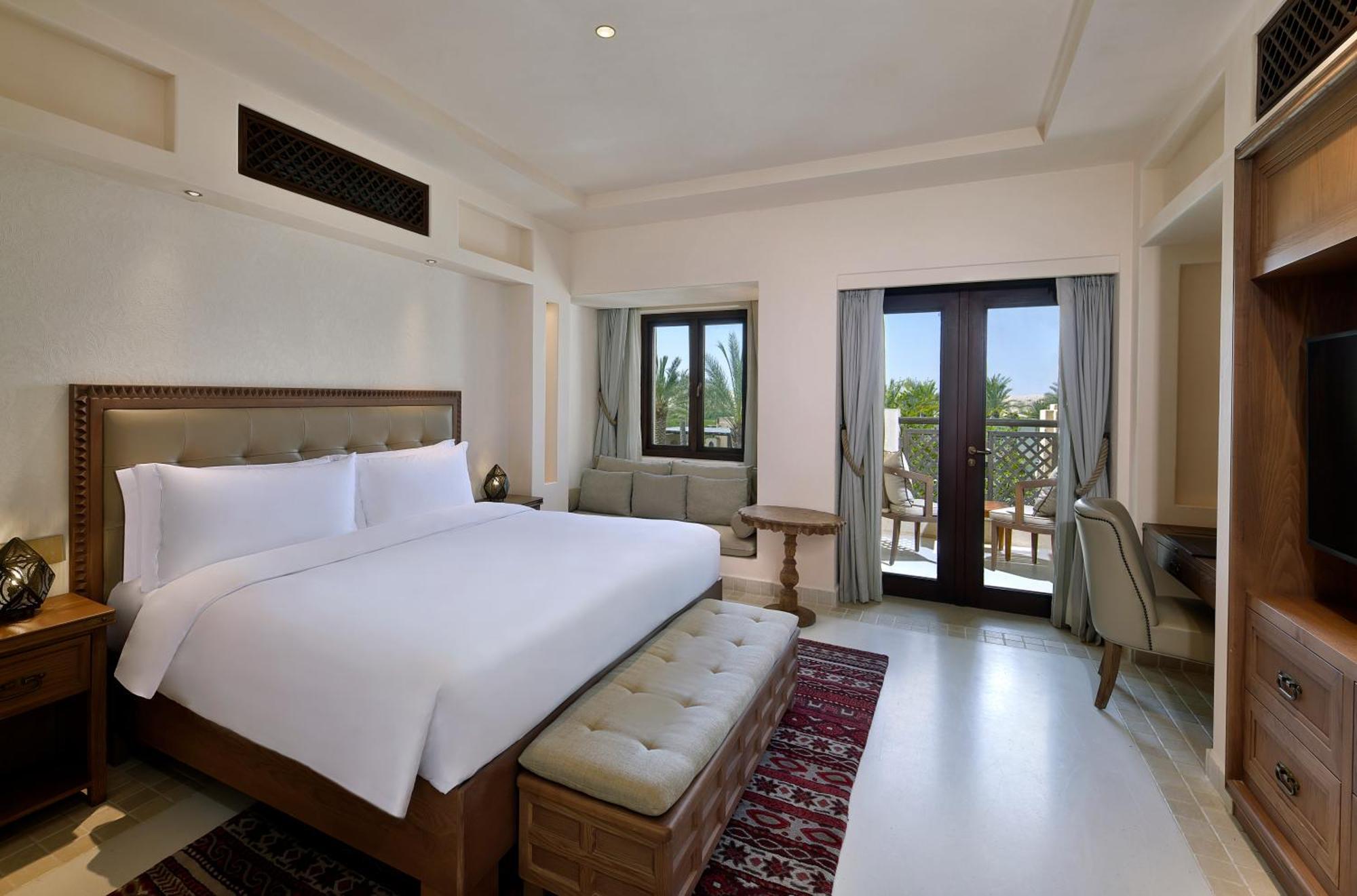 Al Wathba, A Luxury Collection Desert & Spa,